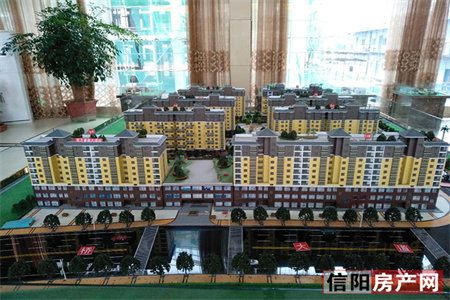 城西菲达香港花园3室1厅1卫118m2简单装修